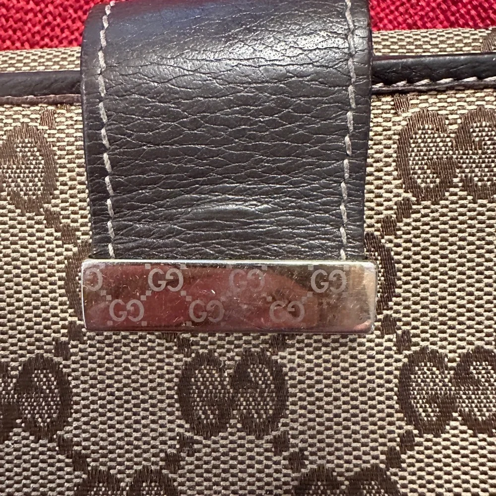 Gucci long wallet. - Picture 4 of 9